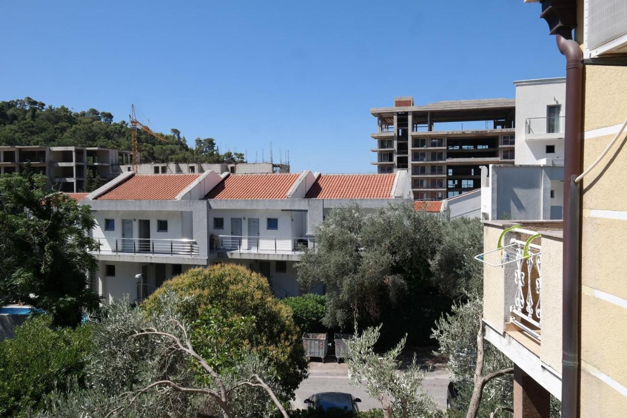 Hotel Kuca Radovic Petrovac na moru Exterior foto